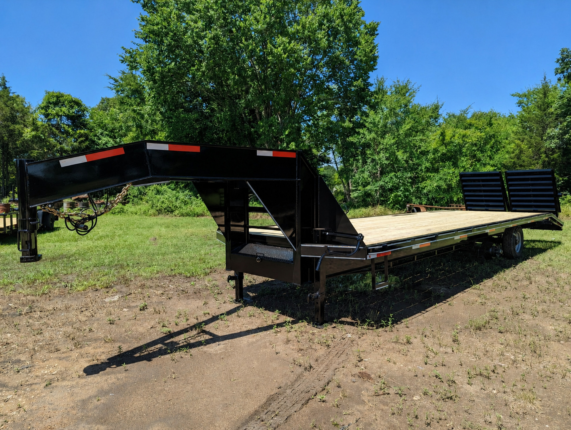 The Trailer Solution Premier Over the Wheel Gooseneck Pintle Equipment Utility Trailer Dual Jacks